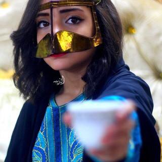 ايش اسمه انسانه طموحه تحب تعيش الحياة عنيدة مزاجية هلاليه من هواياتي : الرسم الغناء التصوير
احترم تحترم / الاستغفار إزالة هم و تفريج غم و تكفير ذنب/الخاص ممنوع