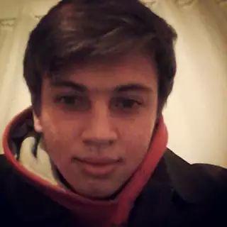 gaúcho,gremista,apaixonado,dançarino,peão,e muito carinhoso,jk