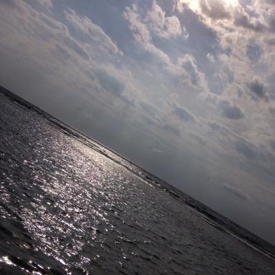 امتلك طفلاًبنكهه الجنه..وزوج ملكني حبه..اعشق الترتيب والقراءه..طموحه للغايه..مؤمنه بأن القدريغير الدعاء..متيمه بحب رسولي..نفسي عزيزه جداً