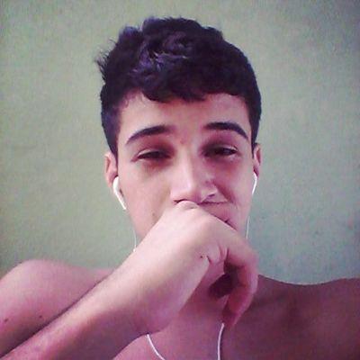 Brasil o/ Instagram :  @gui.tavella