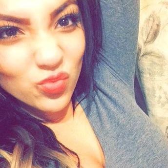 CraveeAlice's profile picture. dont take it personaal