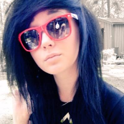 im emo and who cares follow me u think emo is easy try being me
