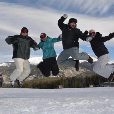 ncsujen07's profile picture. I have flaws. What are they? Oh I dunno, I sing in the shower? Sometimes I spend too much time volunteering. Occasionally I'll hit somebody with my car.