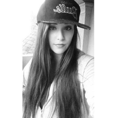 hey-ya! caitlin victoria beadles here✌️