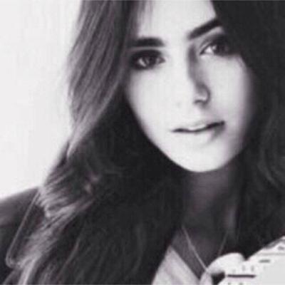 ‏من لايعرف شخصيتي لايحق له الحكم على تصرفاتي ومن لايقدرني لا يتوقع مني آي تقدير!!!♡