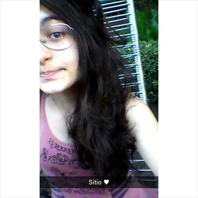 ele é compositor e ela é a mais bela música ♥