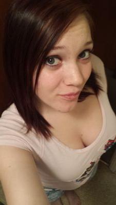 Names Kelly. I'm 21 years old. May 15th is my BDay. Family of Frequency 528 in Piitsburgh Pennsylvania.