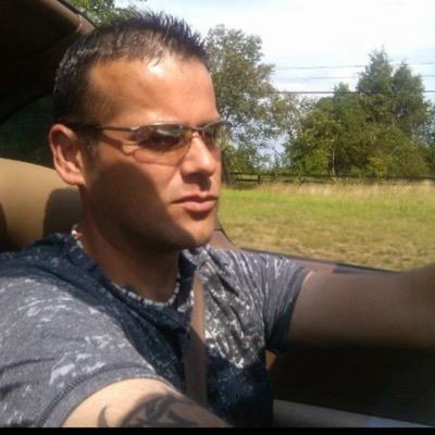 bigheadart1's profile picture. Selling cars and having fun....