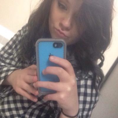 hi my names kaitlyn | im 16 | north dakota | oh and im kinda sorta obsessed with youtubers and viners?!? what?!? bye