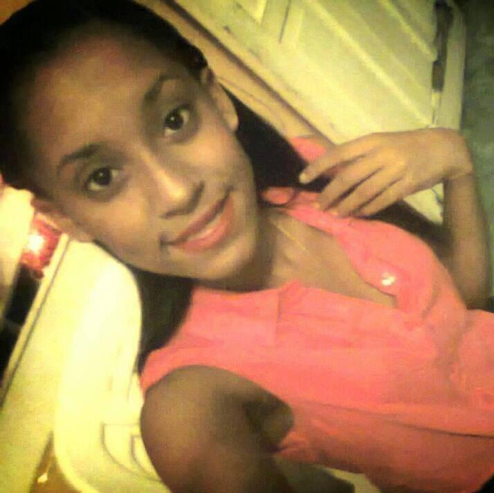 Soy Linda , Cariñosa Dame Back Y te Sigo !!!                                            ♥Soltera en desorden pero no a la Orden... ♥