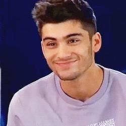 - @onlyharry94 xx ((follow her if ya want she follows back and stuff)) ily