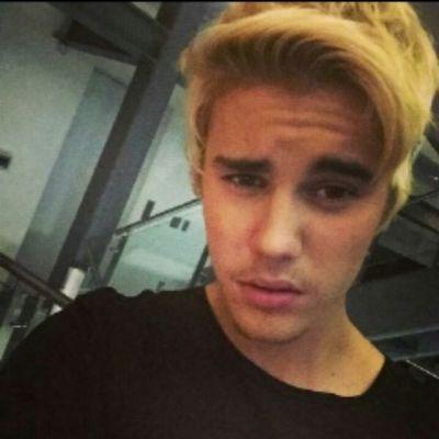 Vida de Fã não é facil//Belieber//Mahomie//5SOS Family//Magcult