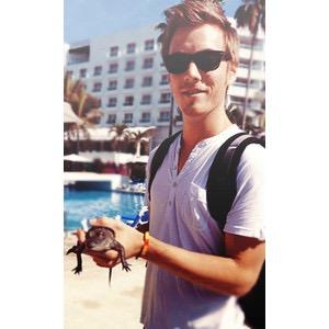 TeenMrCoulson's profile picture. Yes I have midcondition collector cards of Steve. No you may not touch them untill he signs them. Not even then. ||Agent of SHIELD|| [Rp|Marvel|SV|Mo|Teen!Phil]