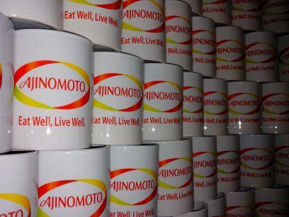 cetak souvenir mug sablon murah utk promosi, payung promosi, id card/KTA, undangan, kipas promosi, dll info: http://t.co/xPGjXF6F8f