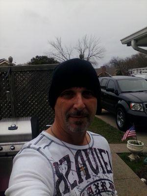 HVAC Professional. Love my kids endlessly :-) Faithful , trusting  son of God.....TEXAS!!