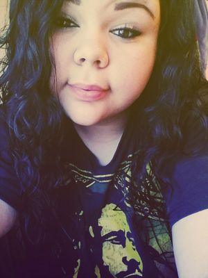 _itsalanabishh's profile picture. times are tough, but so are you