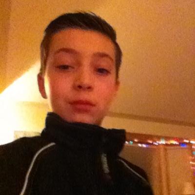 i play hockey I run on da track and Ido lots more thumbs up