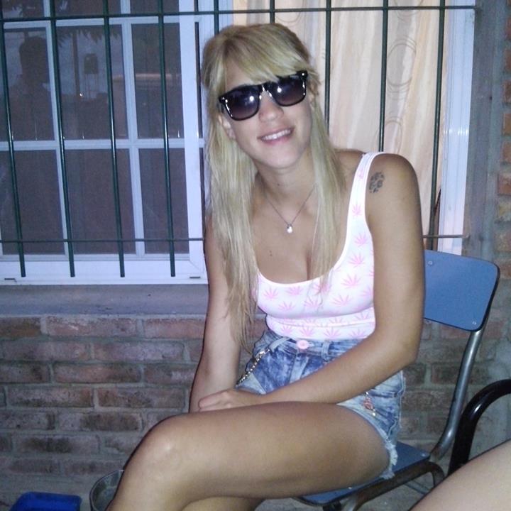 Tu nombre es mi tatuaje  La marca del amor… @DeLaGhettoReal(♥) 24/7 Geezy Girlz :*