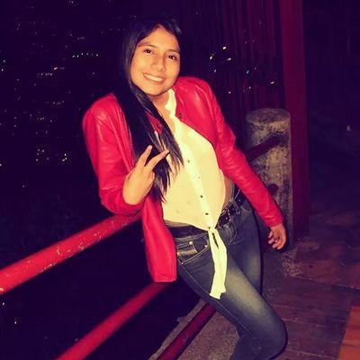 Estudiante de pedagogia infantil.
Club Deportes Tolima / RM ⚽
Dios.