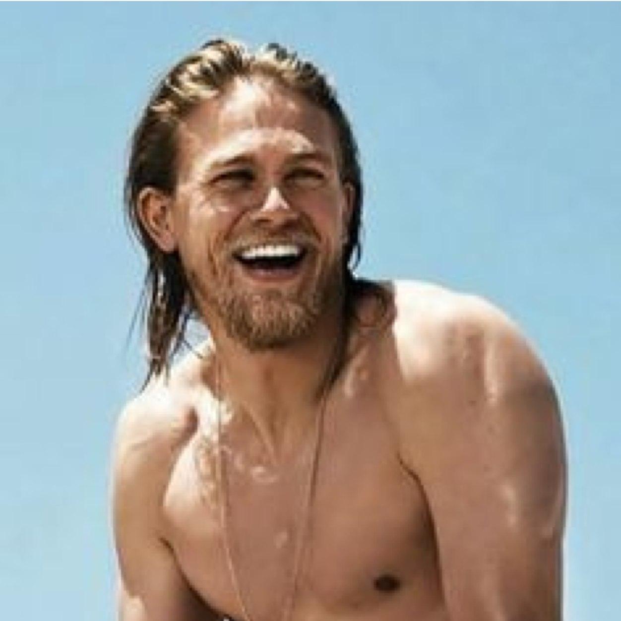 Charlie Hunnam Charliehunnam80 Twitter