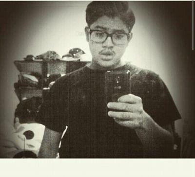 I make youtube videos about My Self and I post a Weekley Fail and sometimes a skit.       http://t.co/OvbP7mBh2B