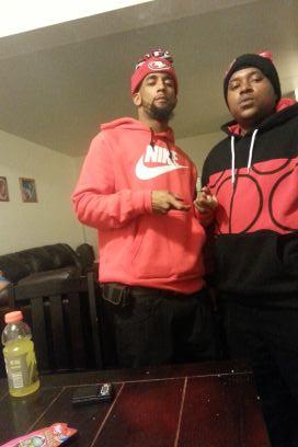 FlyGuyVille21's profile picture. # R.I.P D love u bra ). Im jus a laid back typa dude #boutmypaper #ifyouaintboutyours sorry fa ya #killer Bs allday #freemypops #freeBeans #freeFresh.