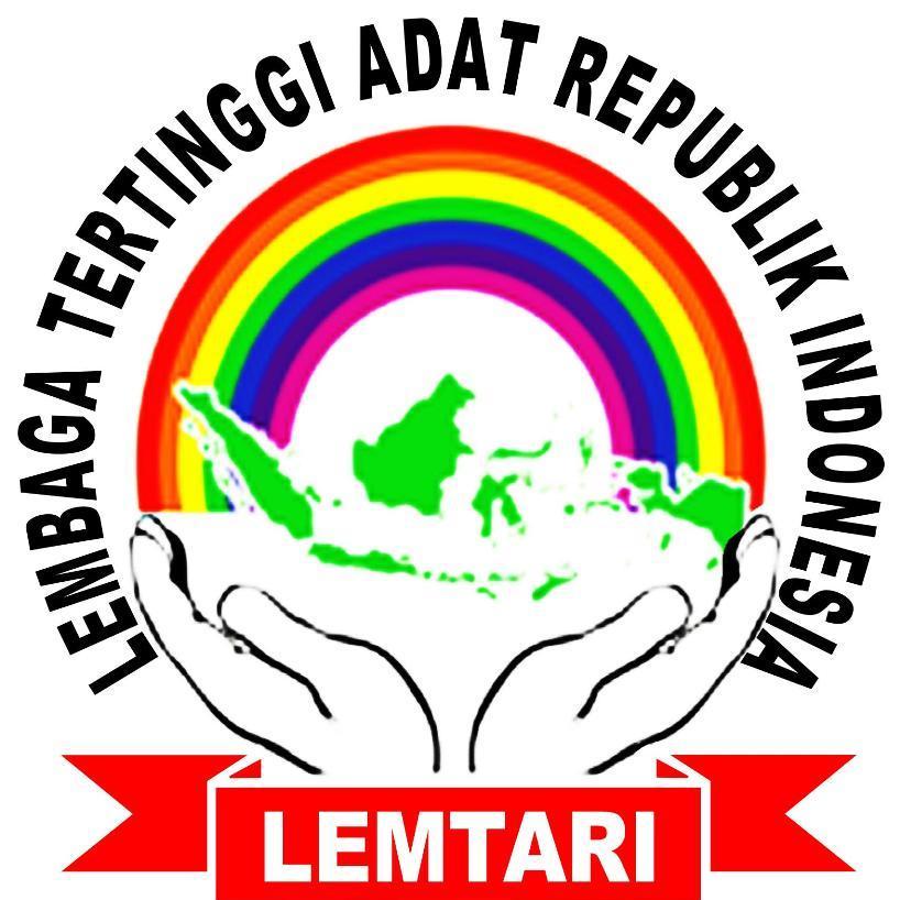 Melestarikan Adat Istiadat, dapat menjaga jati diri bangsa.
