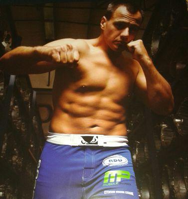 MrsFangzz's profile picture. Ruan Fangzz Potts supportive wife, Mom, Dental Technician. Cape Townian now living in Jhb. Love my family!