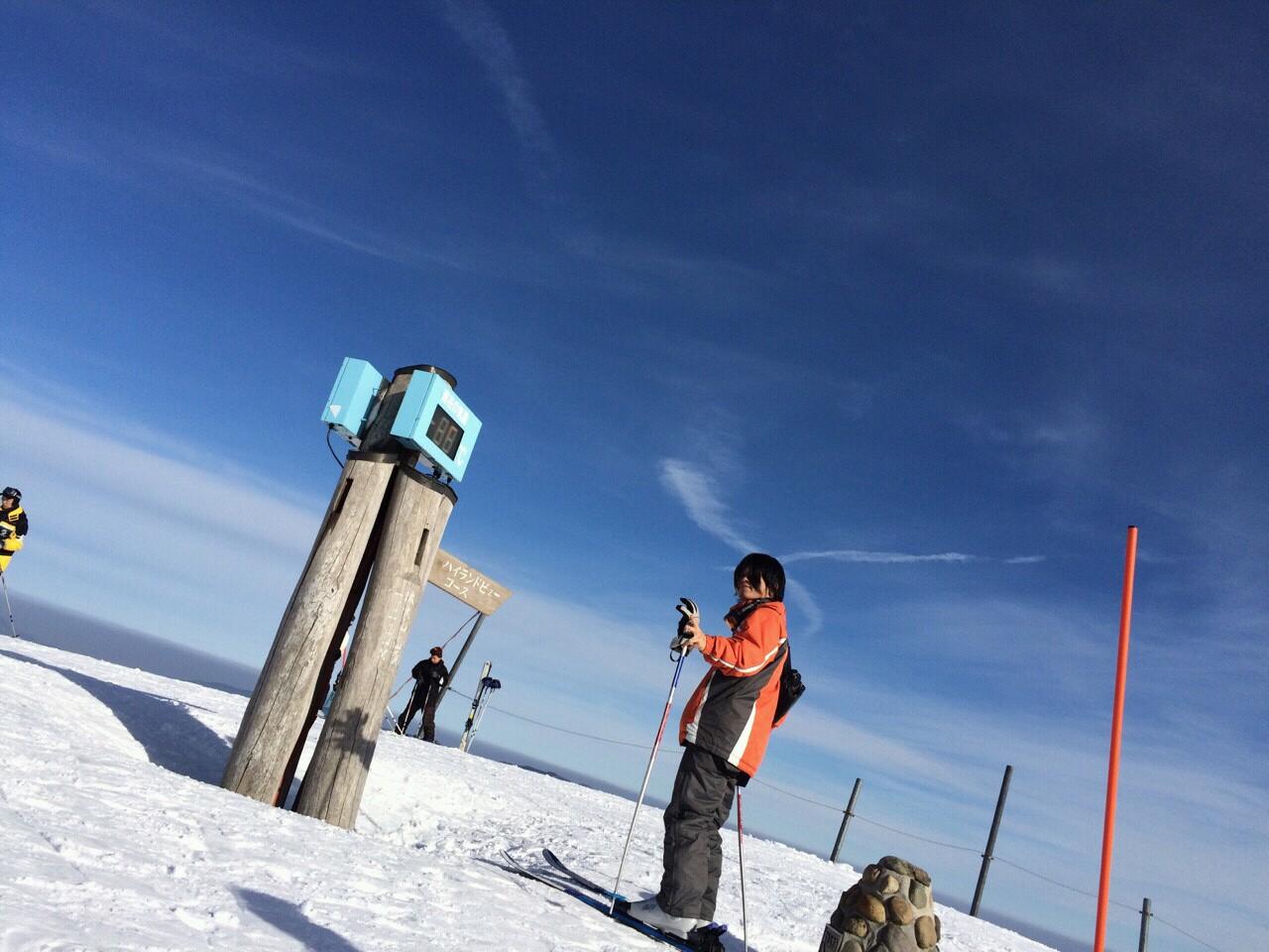 fbitakano's profile picture. その後、月にいくだけ