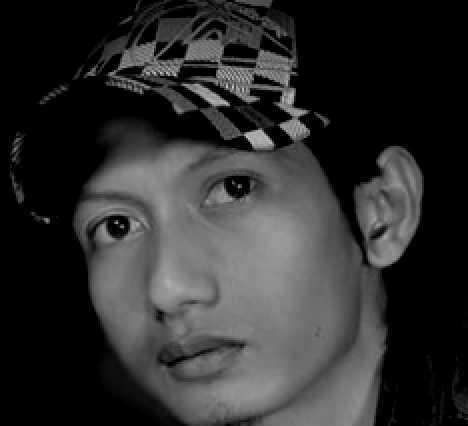Hal yg gw benci dlm diri gw yaitu gak bsa tegas,slalu ngalah,maka dari itu sering di kambing hitam'kan,di spelekann, oleh orang yg tdk inget akan KARMA..