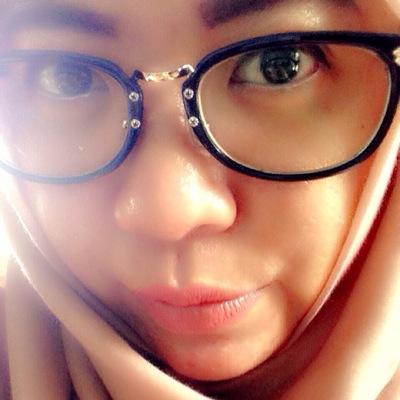 chydelim's profile picture. Niat baikmu bakal jadi penyemangat buat cerita ini