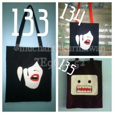 heyy guys ,,diorder yuk totebag and tas slempang bali... minat????mention!!! info lengkap (+)7E964C52     JAKARTA SELATAN