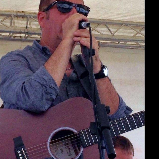 sundayschildweb's profile picture. Sunday's Child acoustic duo are David Barrett & Laura Williams http://www.sundayschildmusic. They play originals which are available to purchase via download