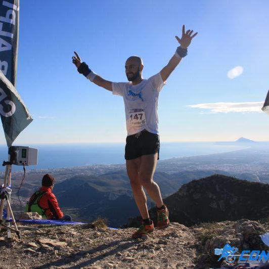 Ambientólogo, masterizado, entre la Serranía Baja y la capital del Turia. Montaña en vena,muy energético, algo subversivo, soñador y ciudadano del mundo.