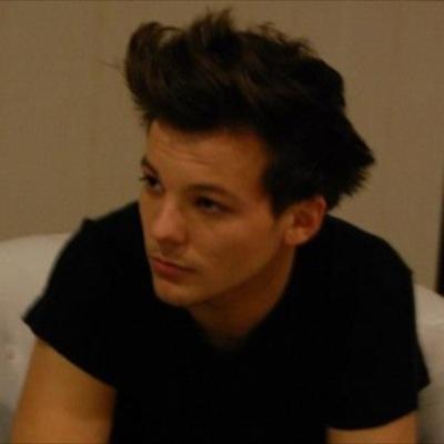 follow @zaylours and @whenthewolves for a fb and more free follows please!!!! Thank you!