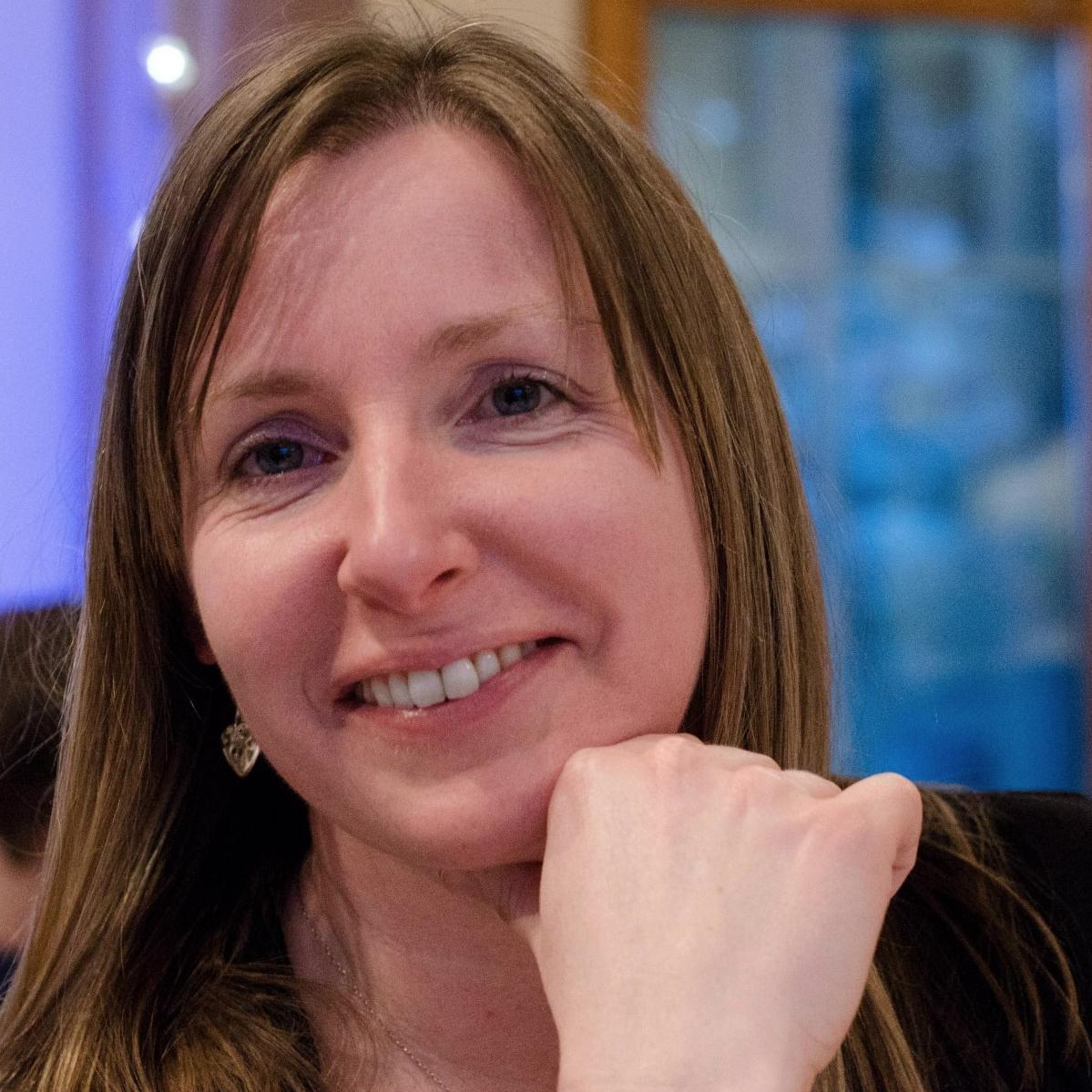 Graphic & web designer, arts administrator, alto with @exultatesingers, mum of 4, musician, badminton player, Mrs @MrDavidOgden, pro-EU 🇪🇺. She/her