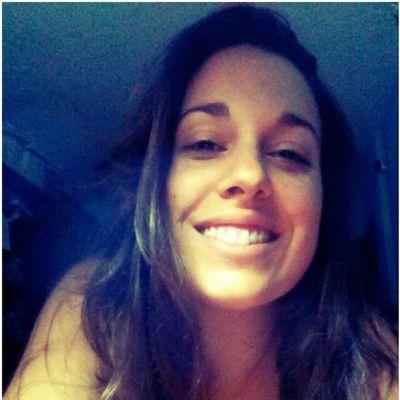 Dormir, disfrutar, estudiar, trabajar, reir, sorprender, bailar, amar, querer, odiar, sufrir, luchar, insistir, soñar, perder, ganar, hablar, escribir, callar..