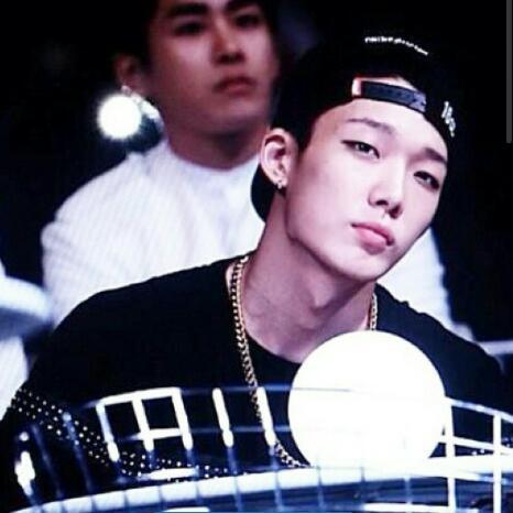 Bobby, rapper in iKON 1995/ikonsquad.ikonunited.sundasq