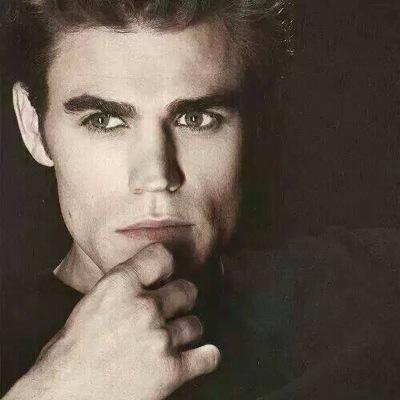 rainhadosdragao's profile picture. Vícios: tw,hp, Divergente, Tvd,Ouat,Got, Gg,Awkward, Jv,Smallville. JEROME JARRE.