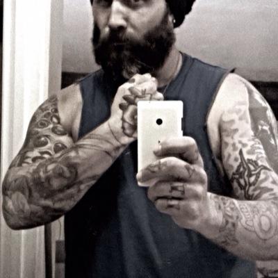 thebricklovin's profile image