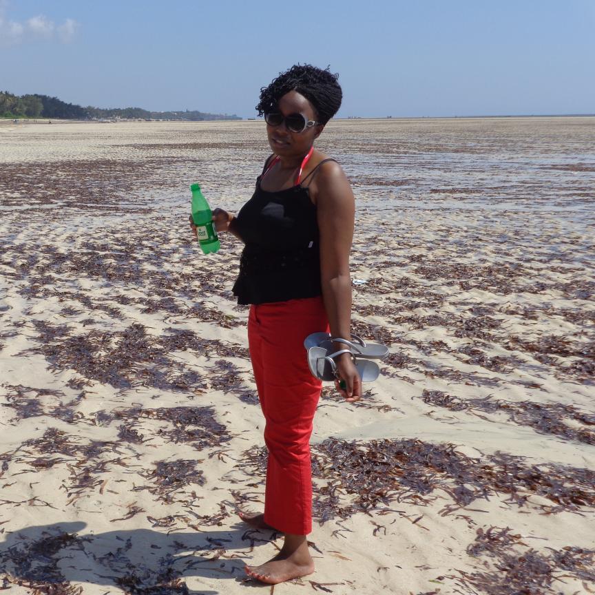 A wife, mother, book enthusiast and writer.