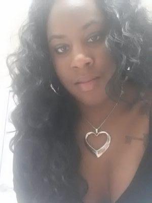 Dominique 
#fvsu
ready to build my own brand
https://t.co/T4eEdjFx5b.