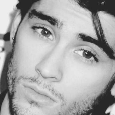 follow @pornxharold ily xx