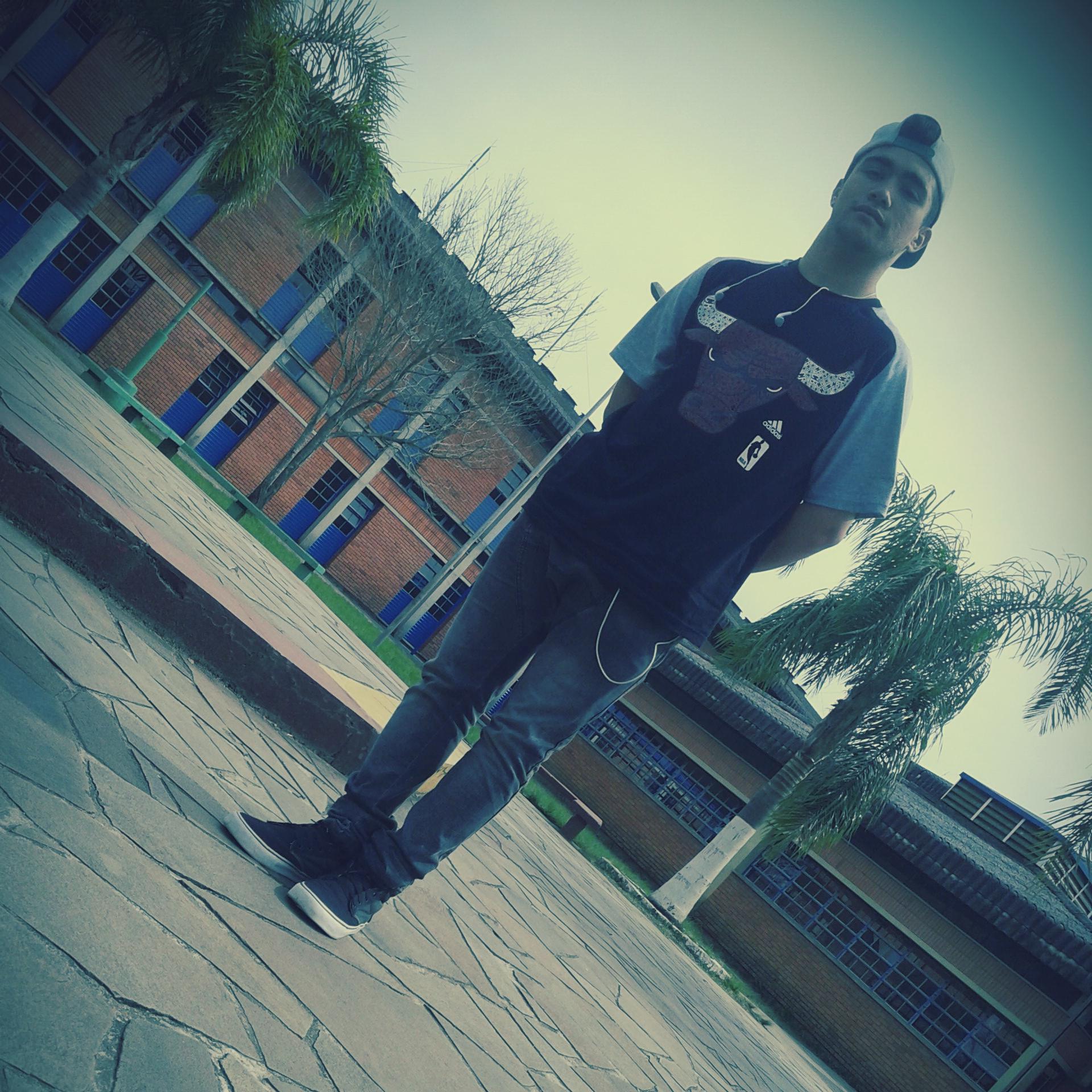 vida longa mundo pequeno 8)