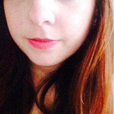 Diseñadora Gráfica, Publicista y diseñadora web en potencia. Inconformista, amante de la tipografía. Creativa compulsiva.