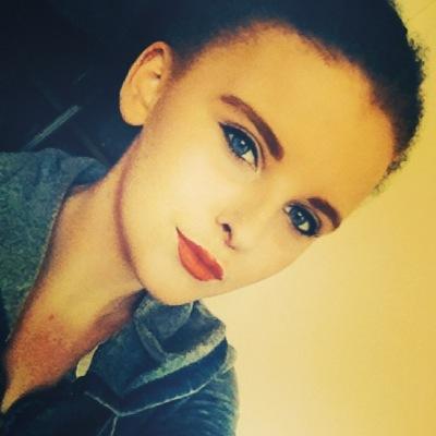 lauren/ 18 /Northren ireland