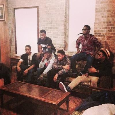 @Calez_ @Fnze @TrapHouseJohnny @ChicagoLives @ug_vavy @imust_b_sleepy @airtechsani @scooba_steve  @jumalone
