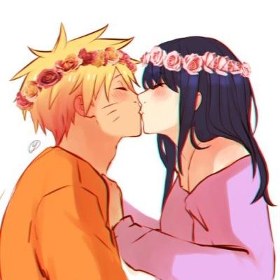 spreading the love of fandoms ! naruto, youtubers like pewdiepie & tyler Oakley! Anime, bands like 1D and such!