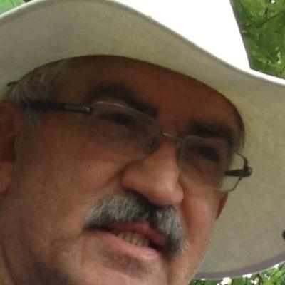 Dün haksızlığın karşısında oldum .Bundan sonrada haksızlığa boyun eğmiyeceğim mazlumun yanında olacağım .