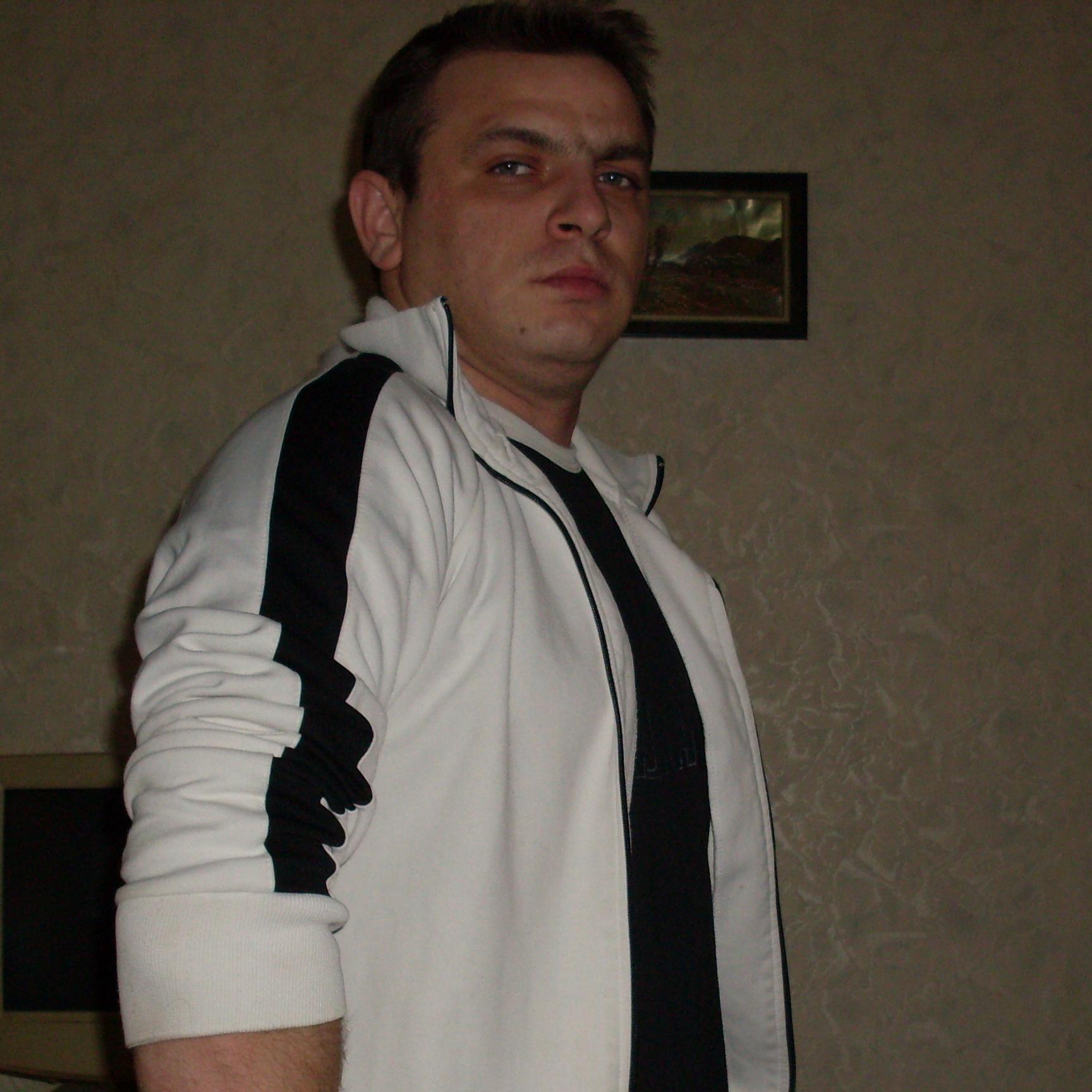 Producer/Songwriter EDM.DJ